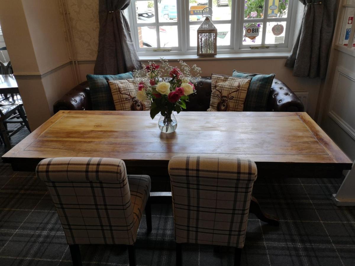 צ'יצ'סטר Woolpack Inn מראה חיצוני תמונה